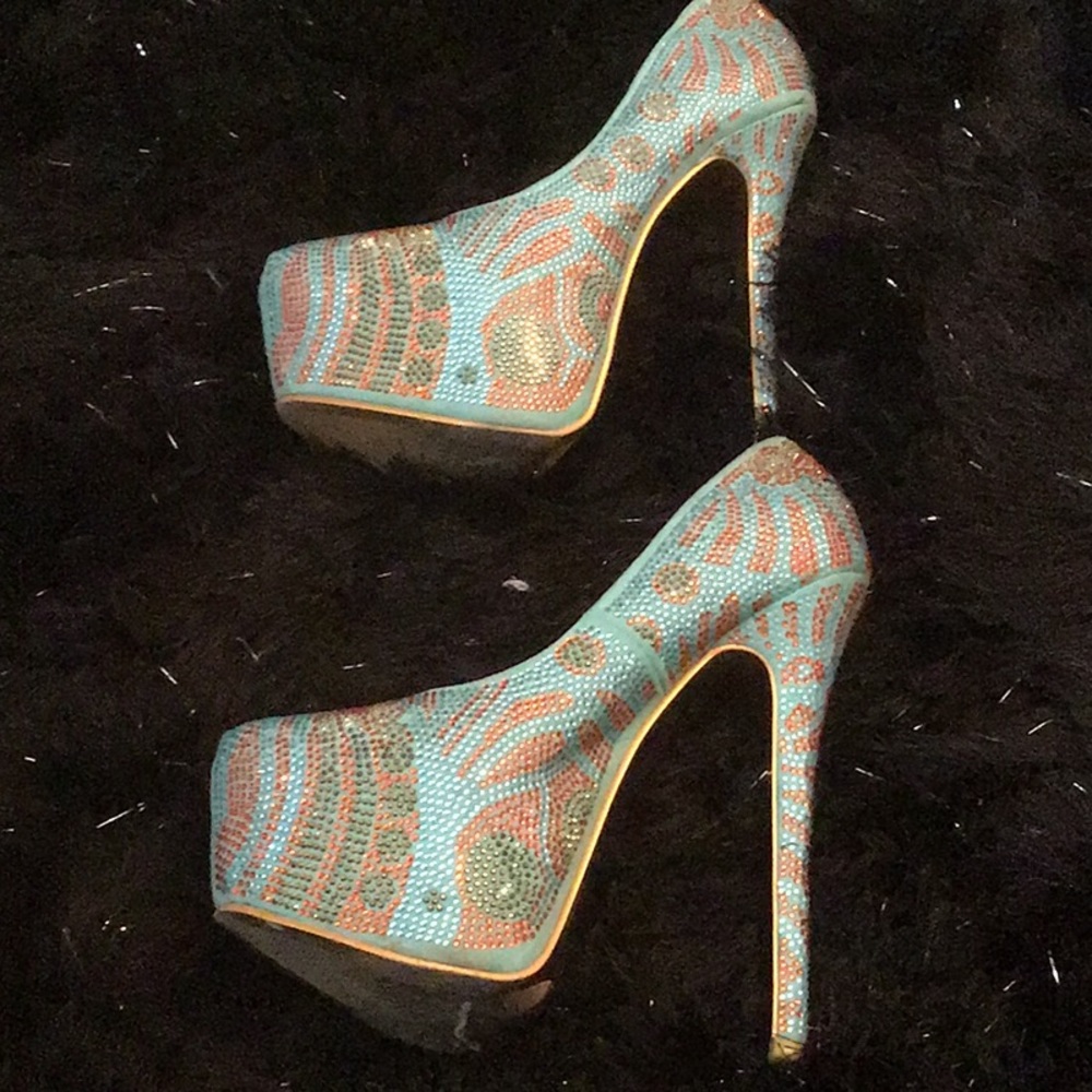 Platform bling heels